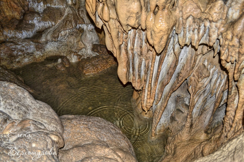 Пещеры Караби